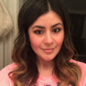 Meet your Posher, Cynthia